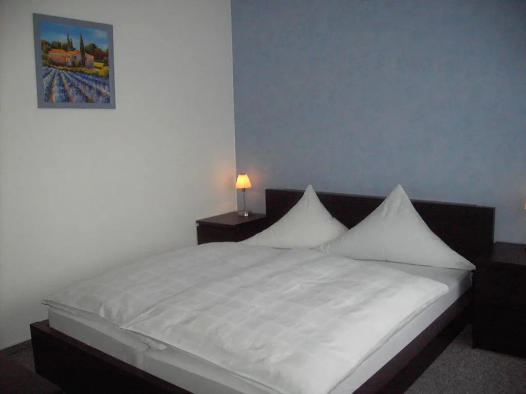 Hotel Gr\u00FCnewald Hannover